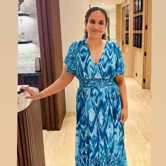 Meet your Posher, Renita - Picture 1 of 1